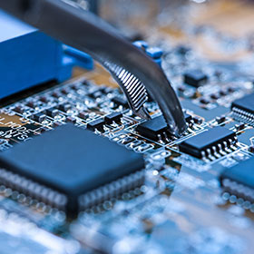 製造業・電子機器産業